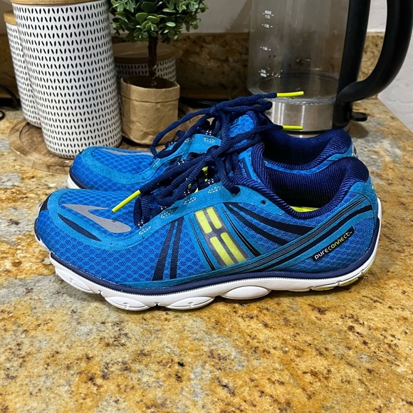 Brooks Pure Connect size 8 - Picture 3 of 9
